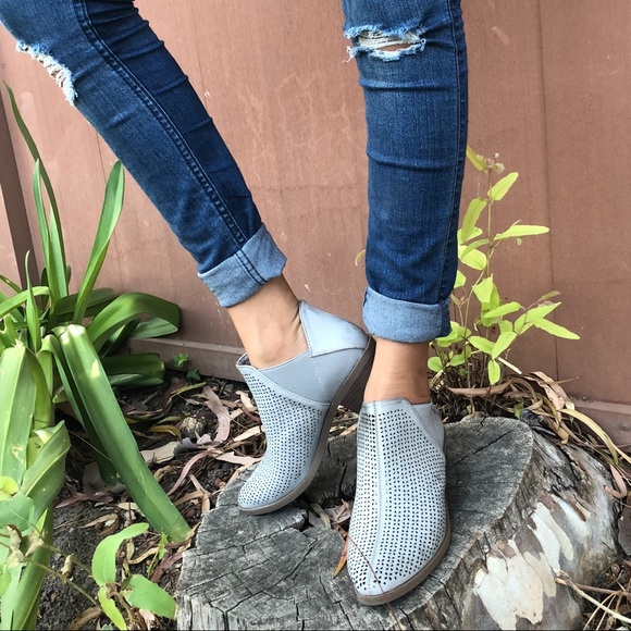 Gray Laser cut  Booties - Picture 2 of 8